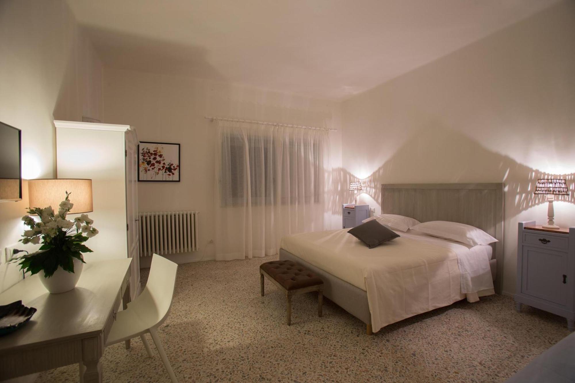 Li Pappi Antico Casale Bed & Breakfast Galatina Bilik gambar