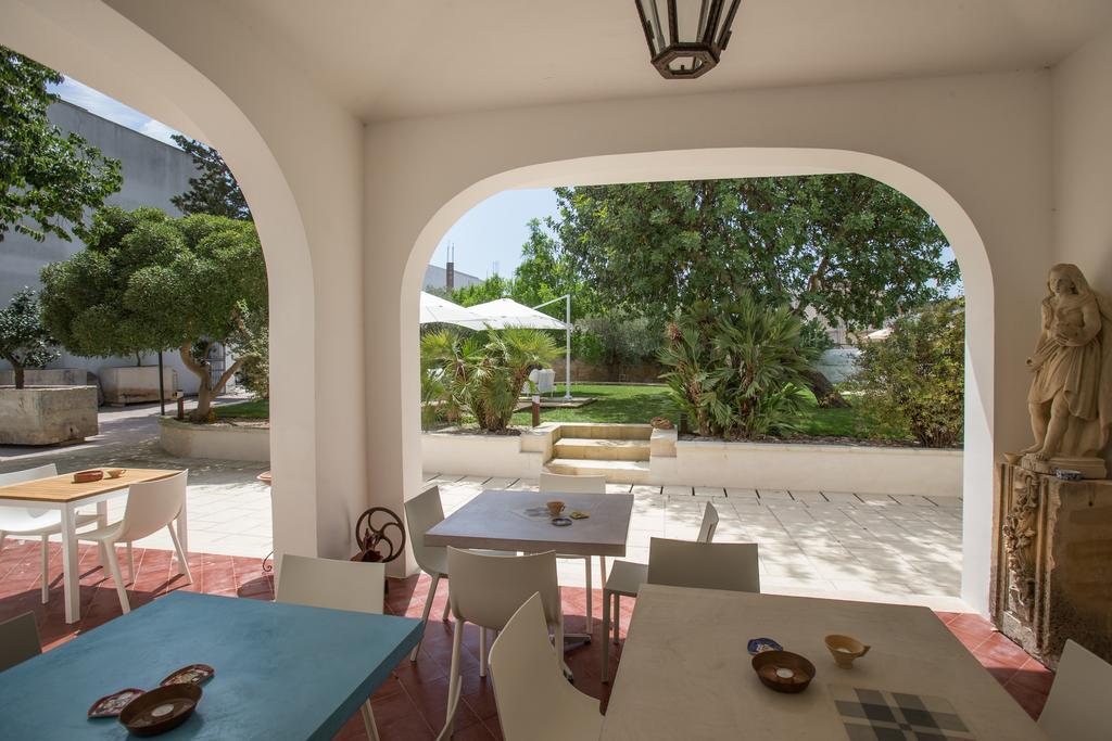 Li Pappi Antico Casale Bed & Breakfast Galatina Luaran gambar