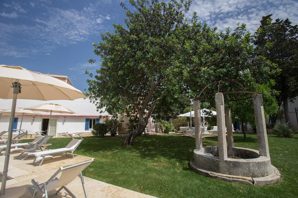 Li Pappi Antico Casale Bed & Breakfast Galatina Luaran gambar