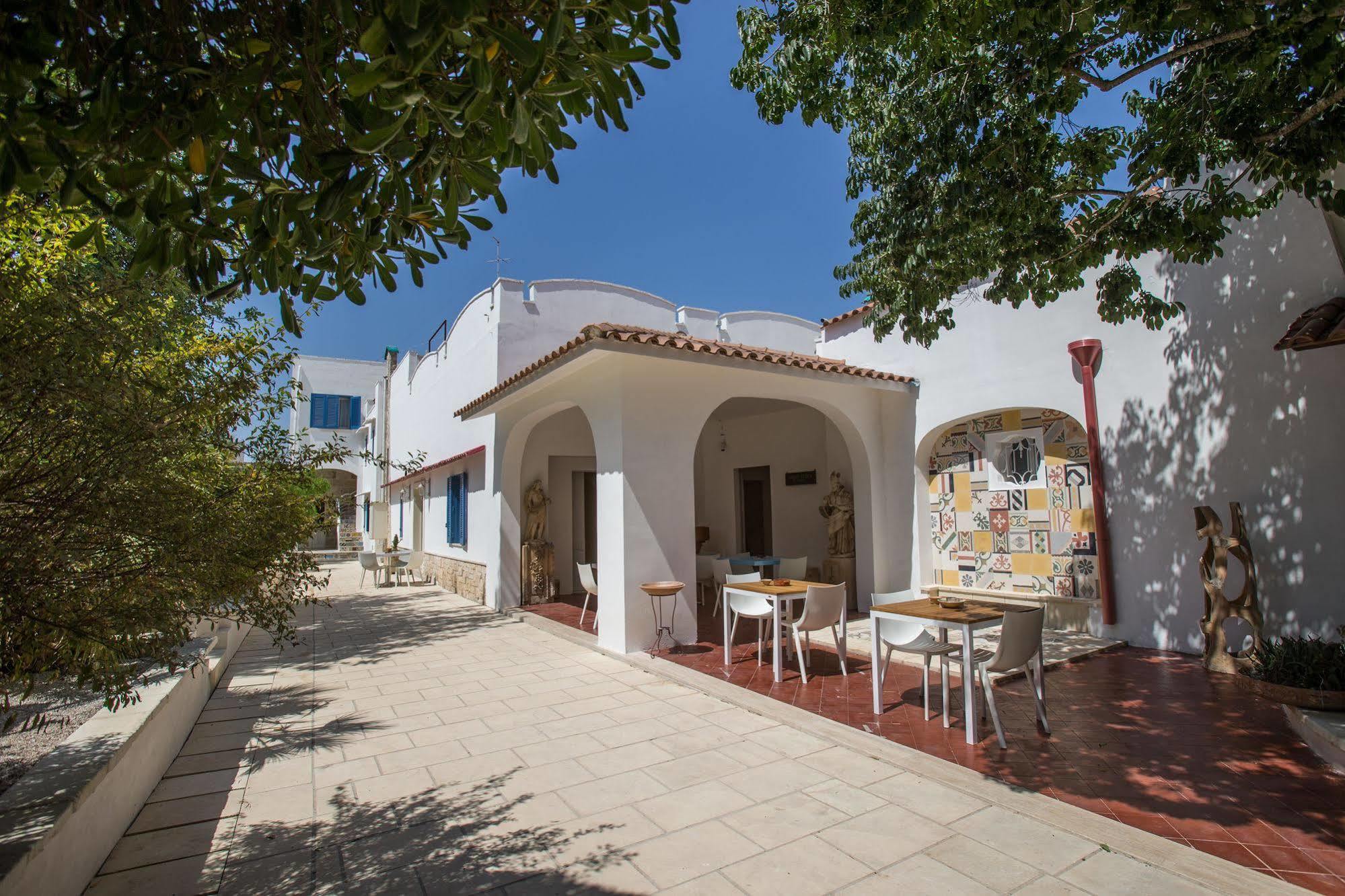 Li Pappi Antico Casale Bed & Breakfast Galatina Luaran gambar
