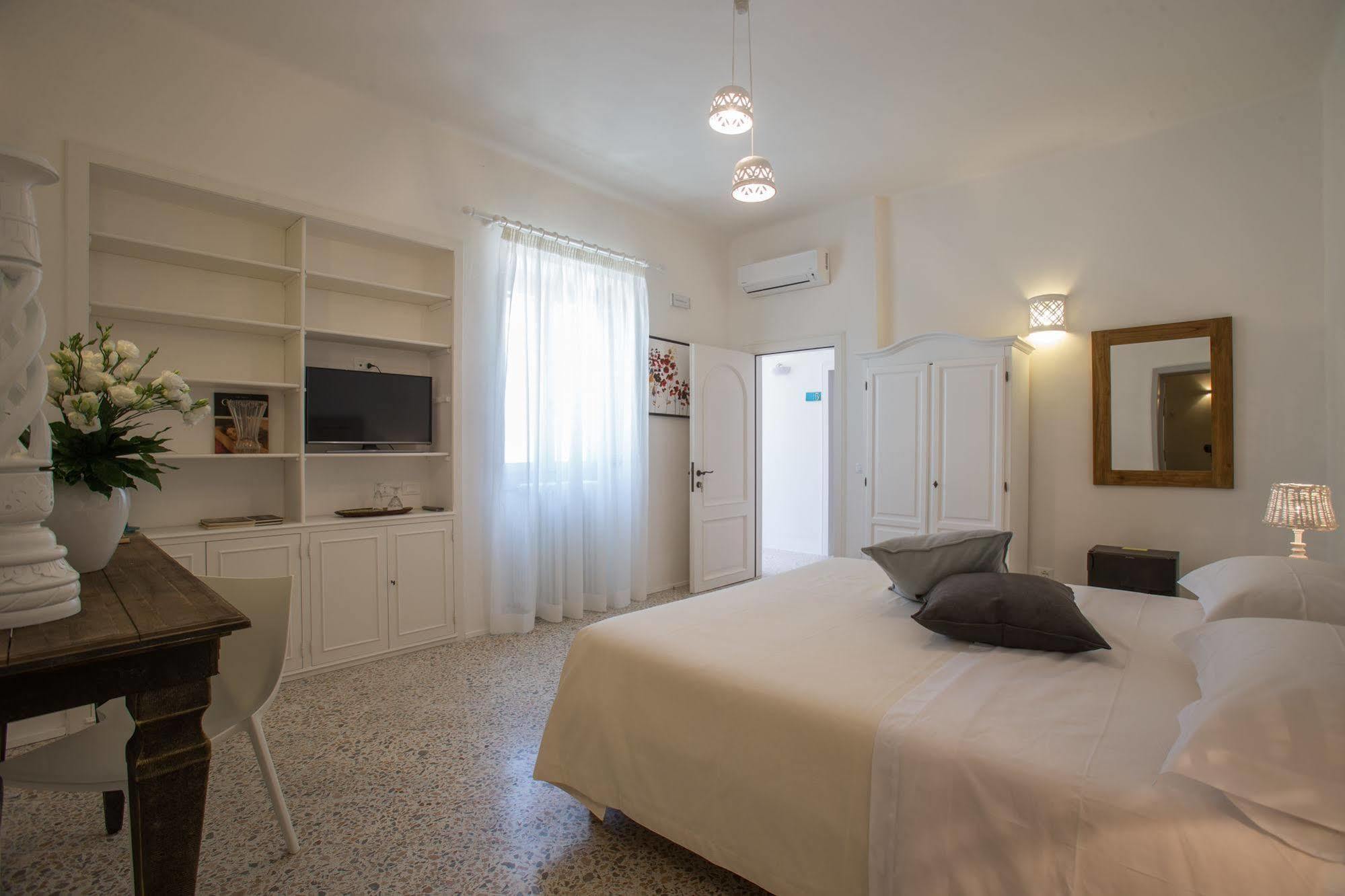 Li Pappi Antico Casale Bed & Breakfast Galatina Luaran gambar
