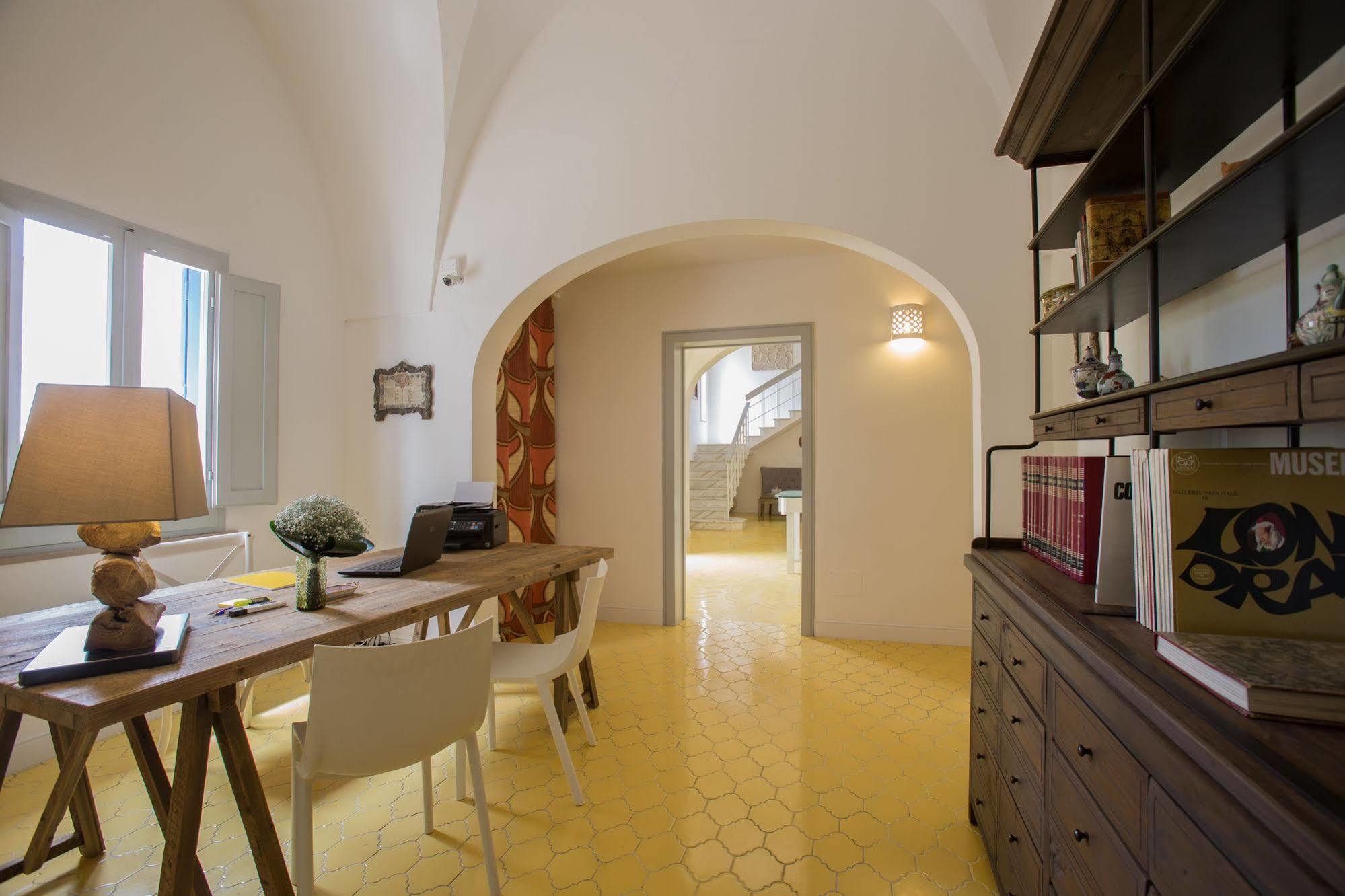 Li Pappi Antico Casale Bed & Breakfast Galatina Luaran gambar